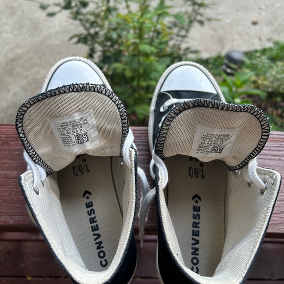 Converse Chuck Taylor’s Black - Picture 6 of 7